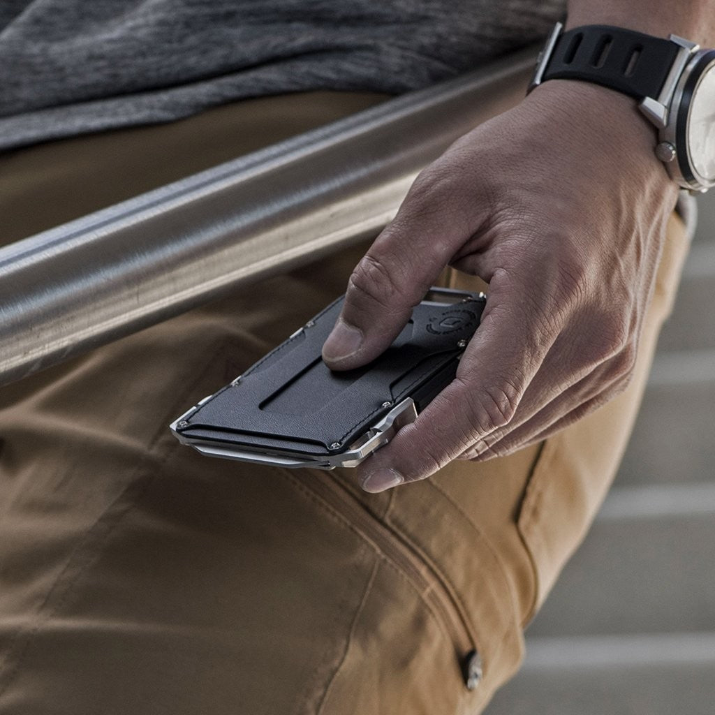 M1 Maverick Titanium Tactical - Lompakko