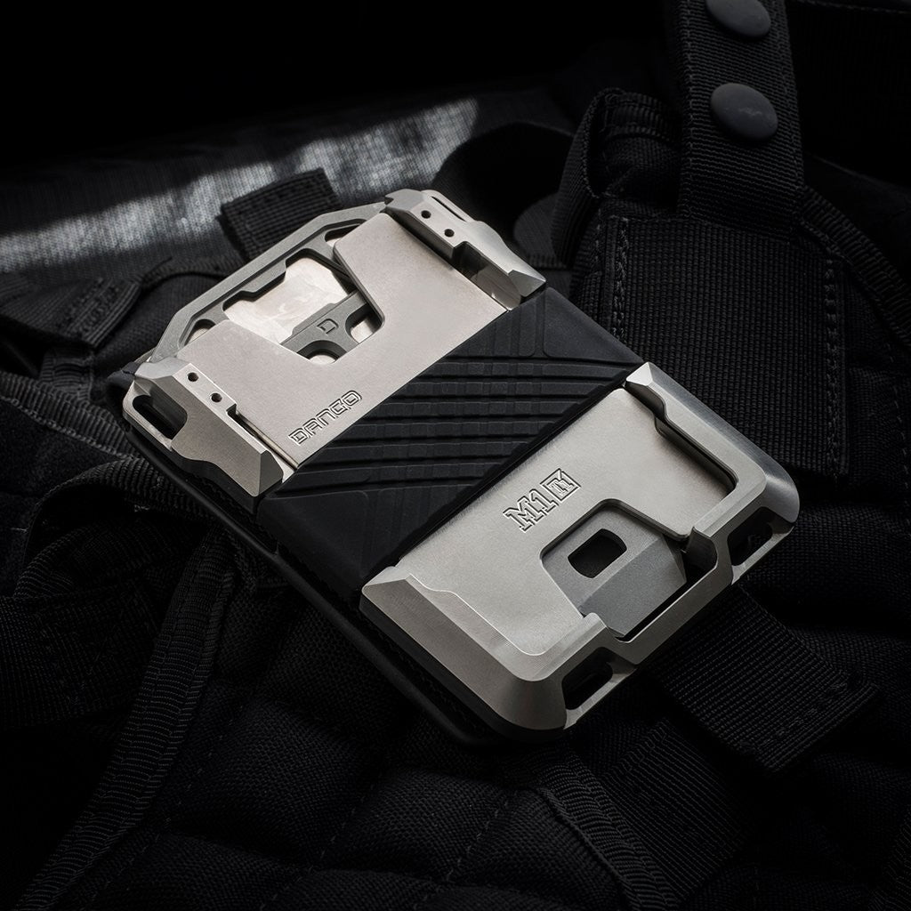M1 Maverick Titanium Tactical Bifold - Lompakko