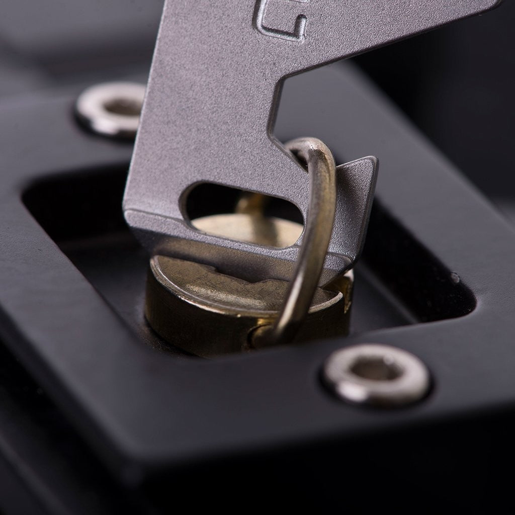 MT01 Clasp Multi-Tool - Monitoimityökalu