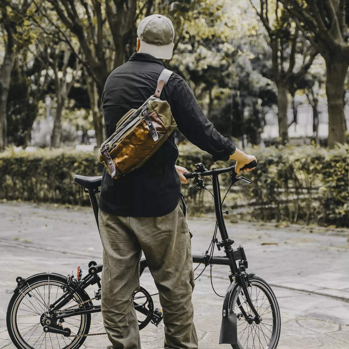 Easy Rider 9.5 L Sling Bag