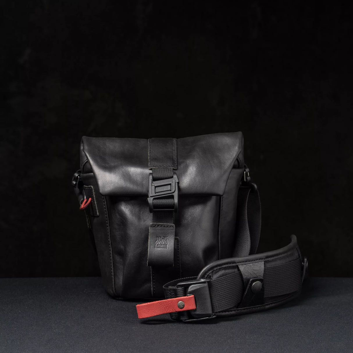 Pilot Leather Travel Camera Bag 2 L