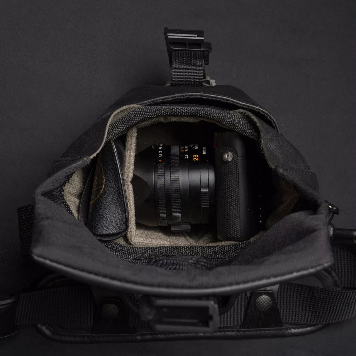 Pilot Leather Travel Camera Bag 2 L