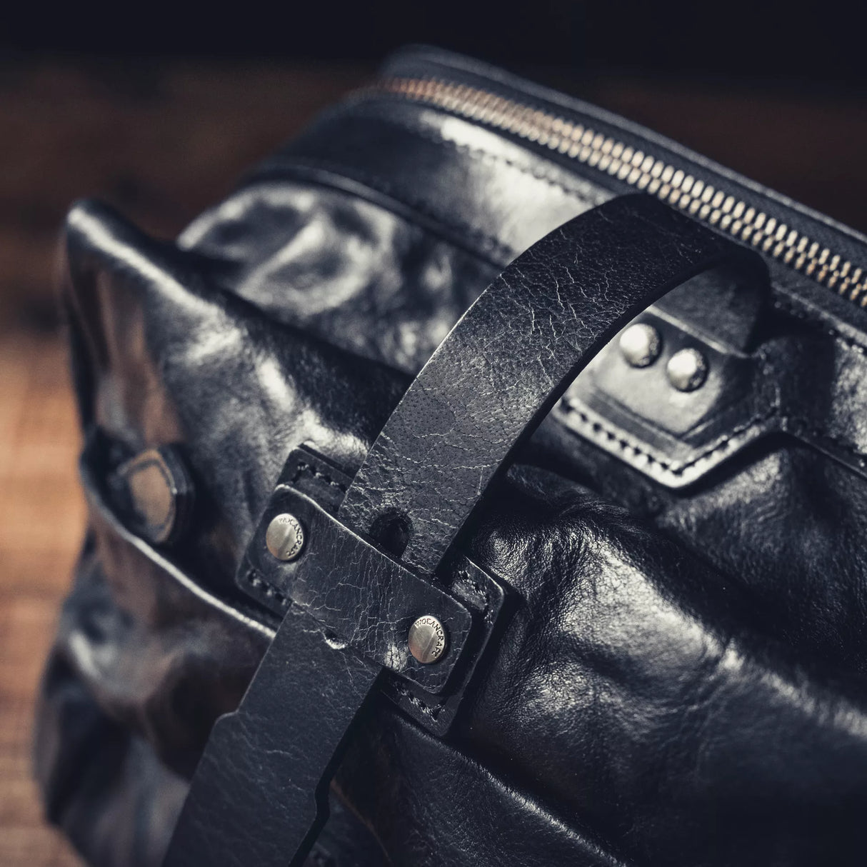 Mini Rider Leather 3.5 L Sling Bag