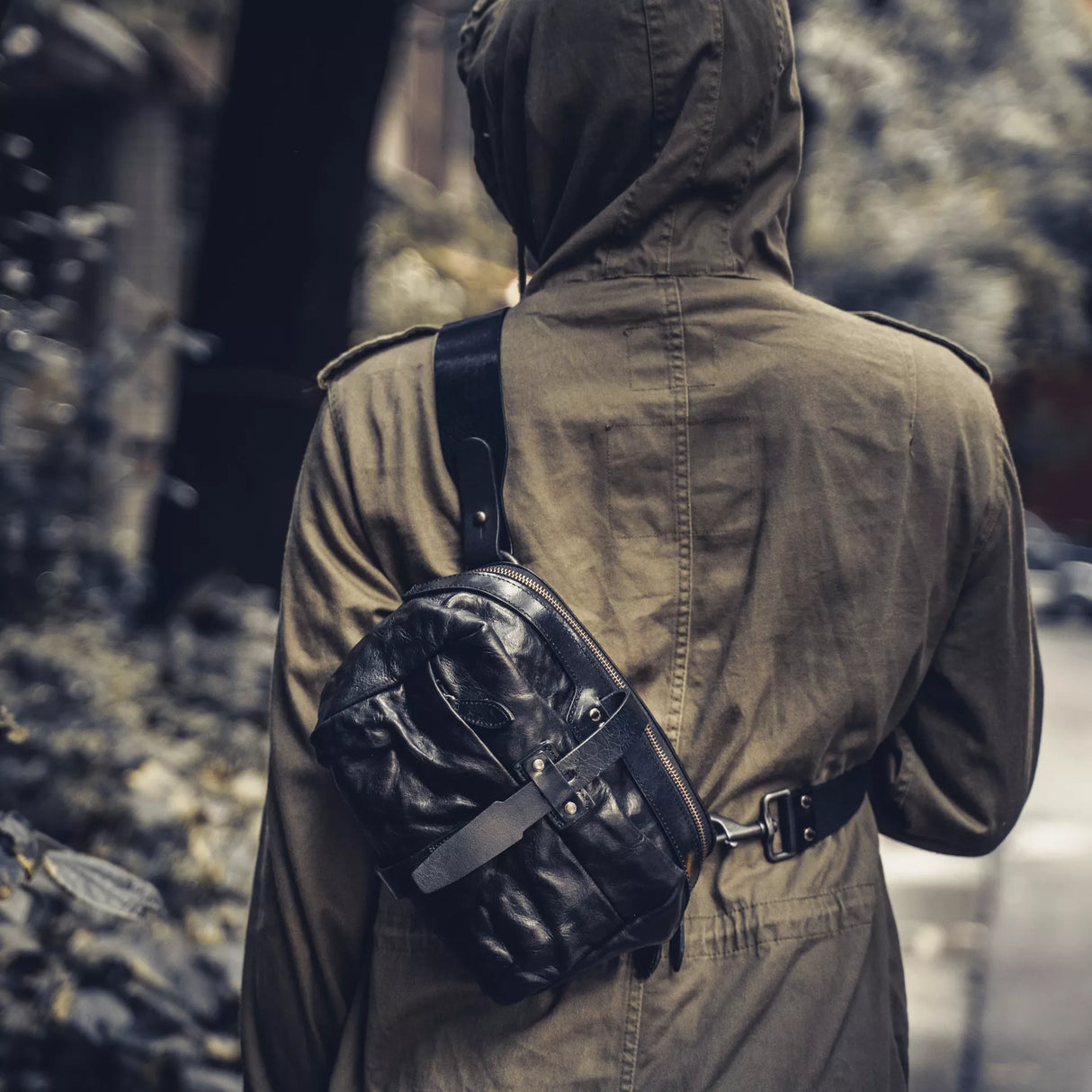 Mini Rider Leather 3.5 L Sling Bag