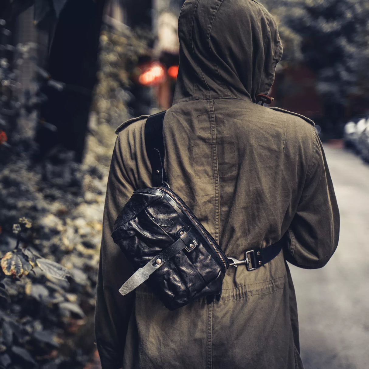 Mini Rider Leather 3.5 L Sling Bag