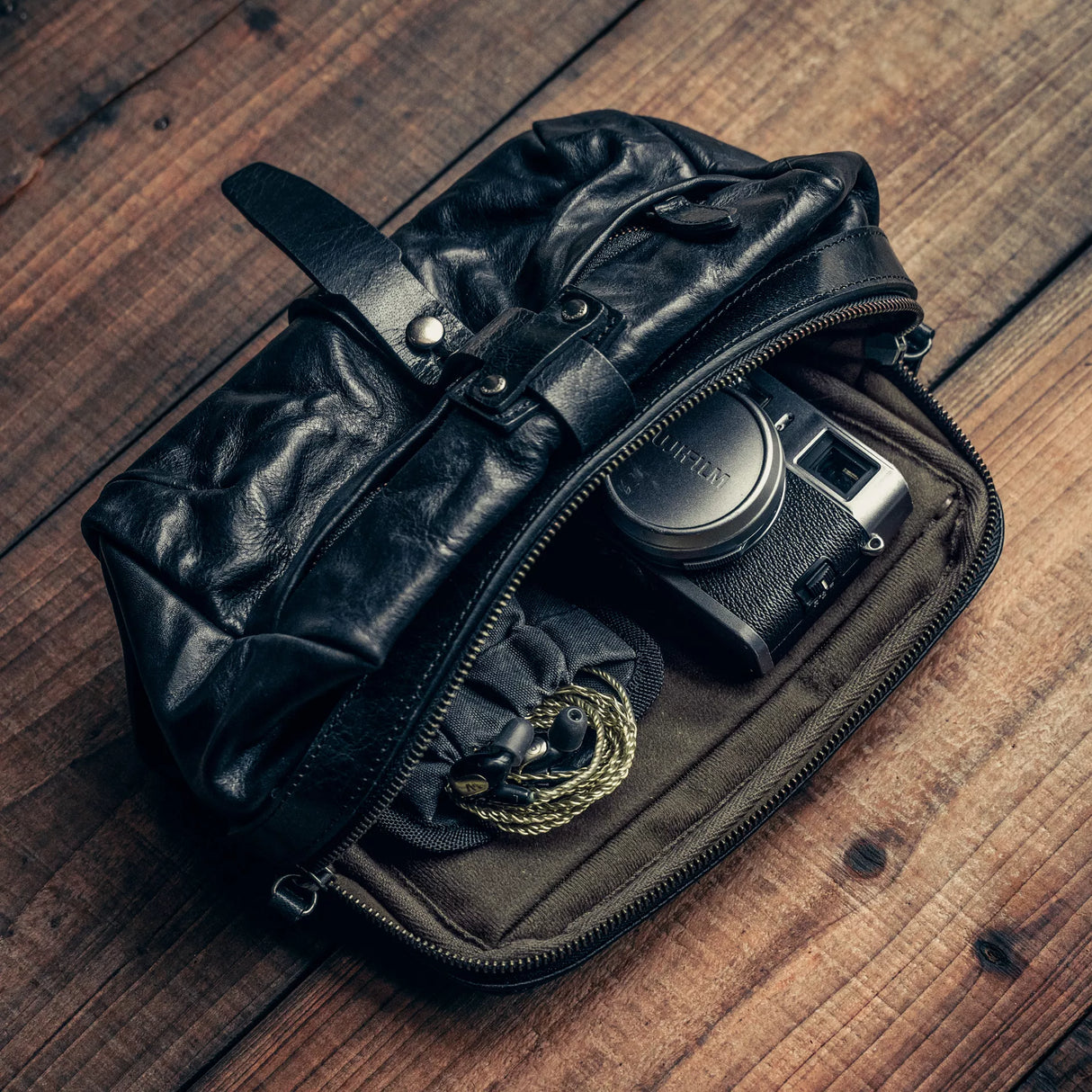 Mini Rider Leather 3.5 L Sling Bag