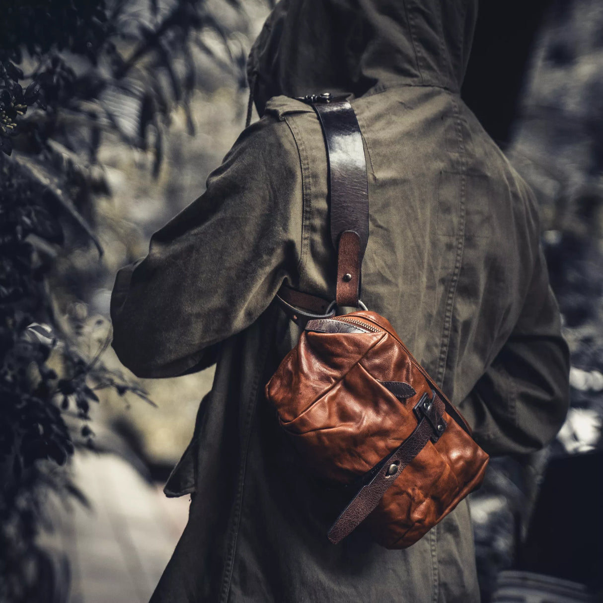 Mini Rider Leather 3.5 L Sling Bag