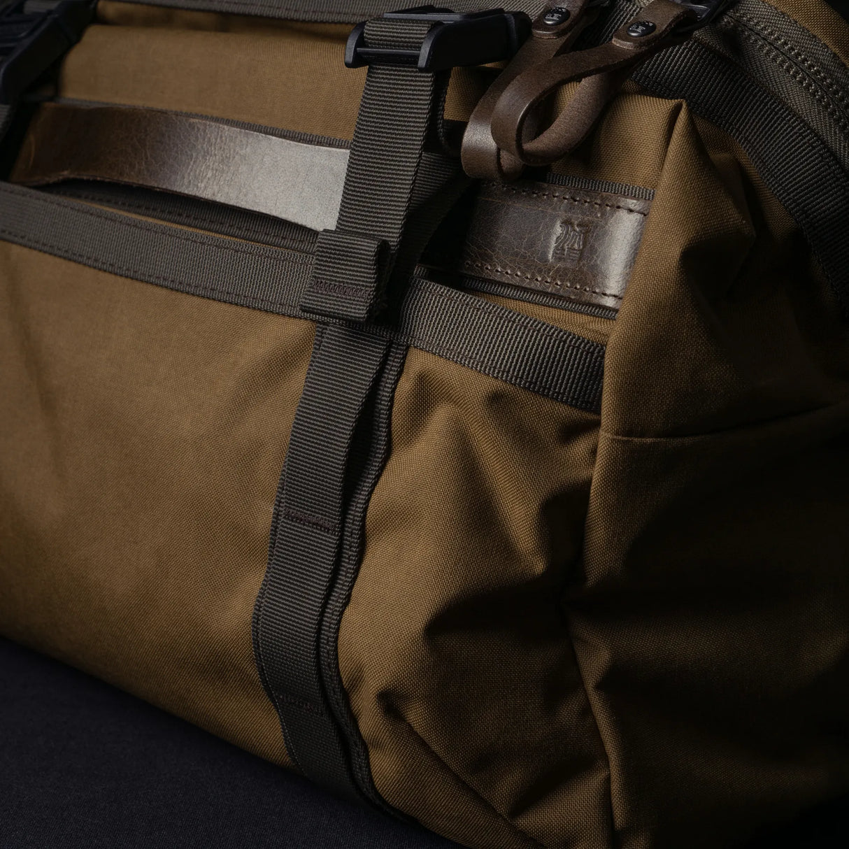 Lightning Rider V2 Sling Bag 13 L