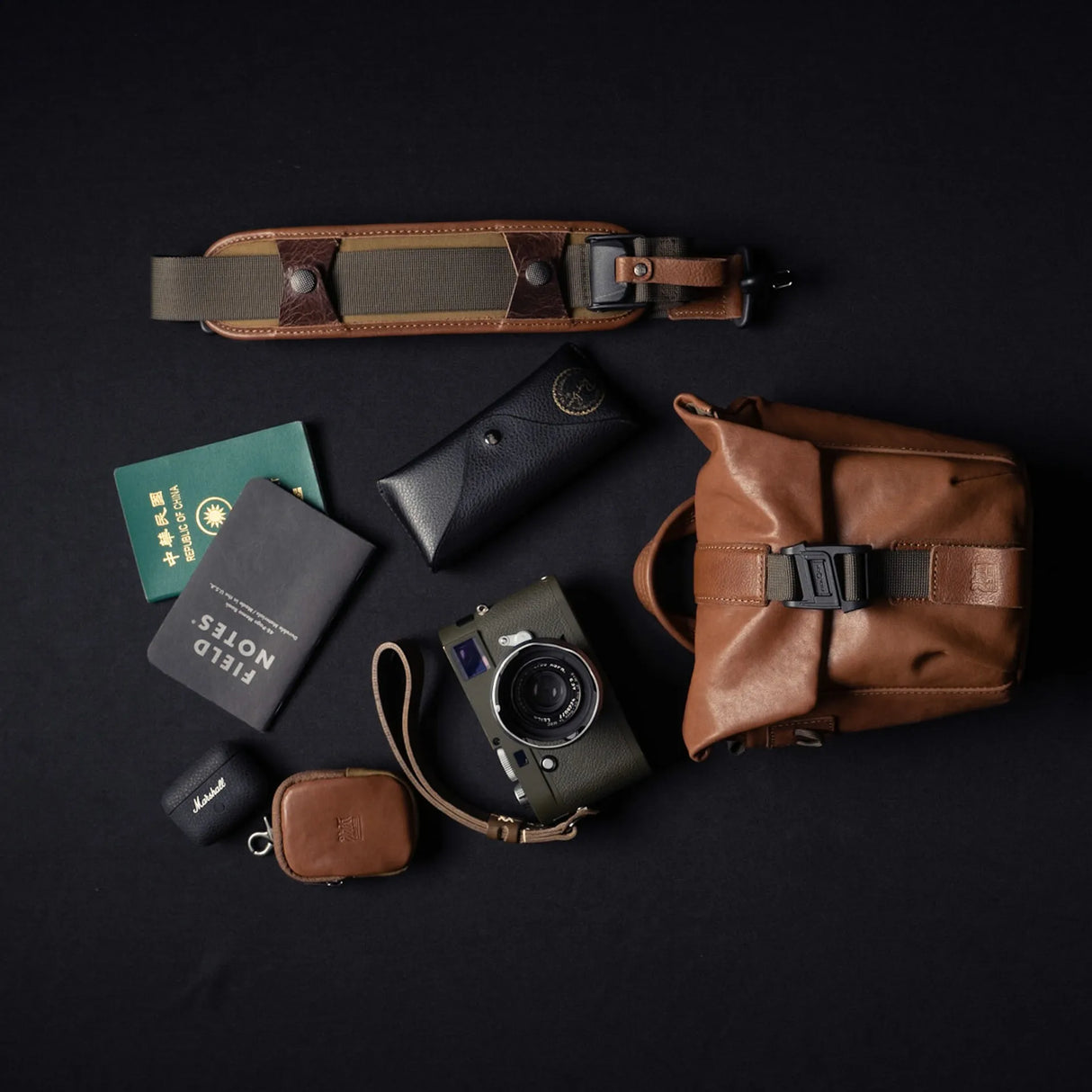 Pilot Leather Travel Camera Bag 2 L