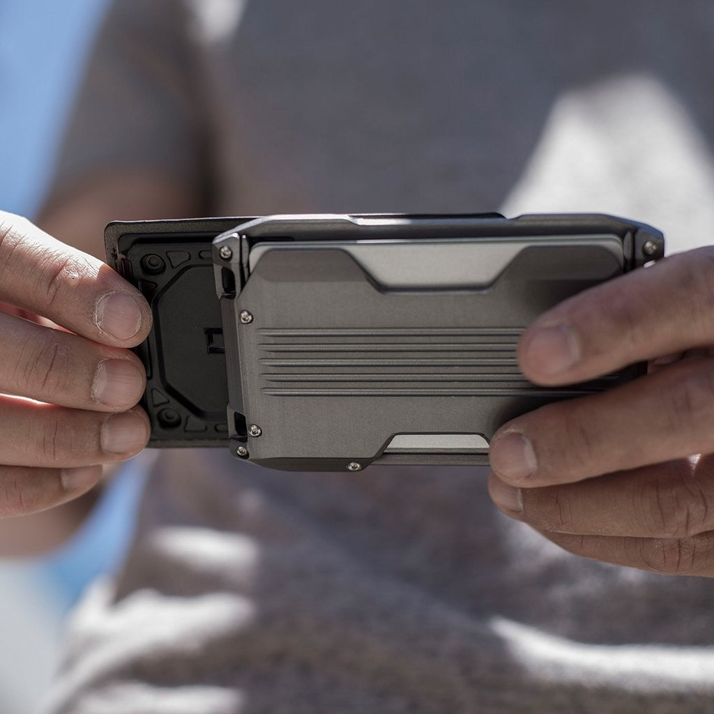 A10 Single Pocket Adapter