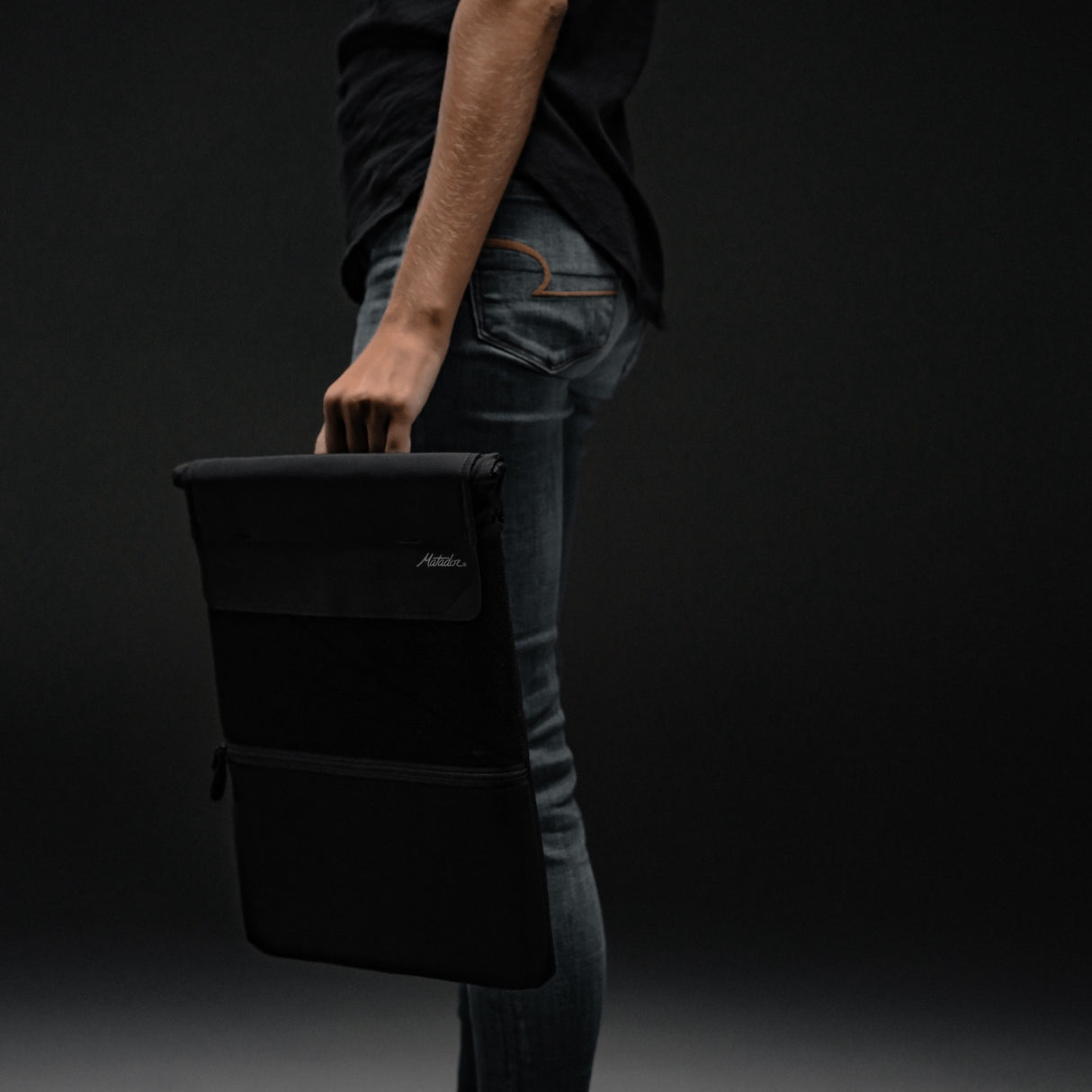 Laptop Base Layer - Suojakotelo