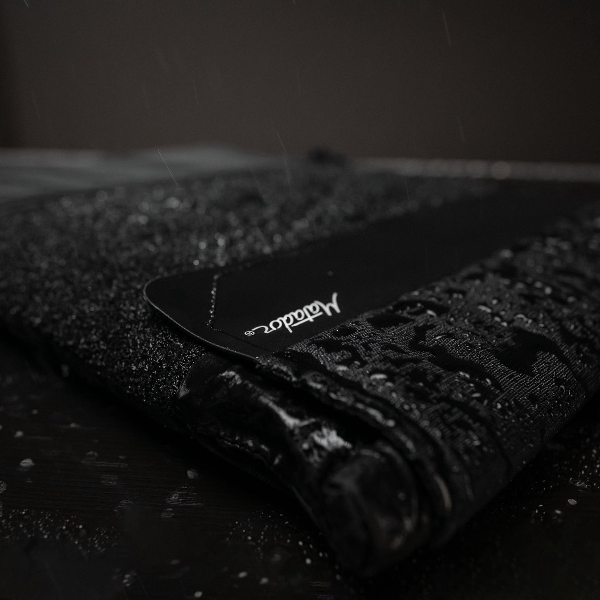 Laptop Base Layer - Suojakotelo