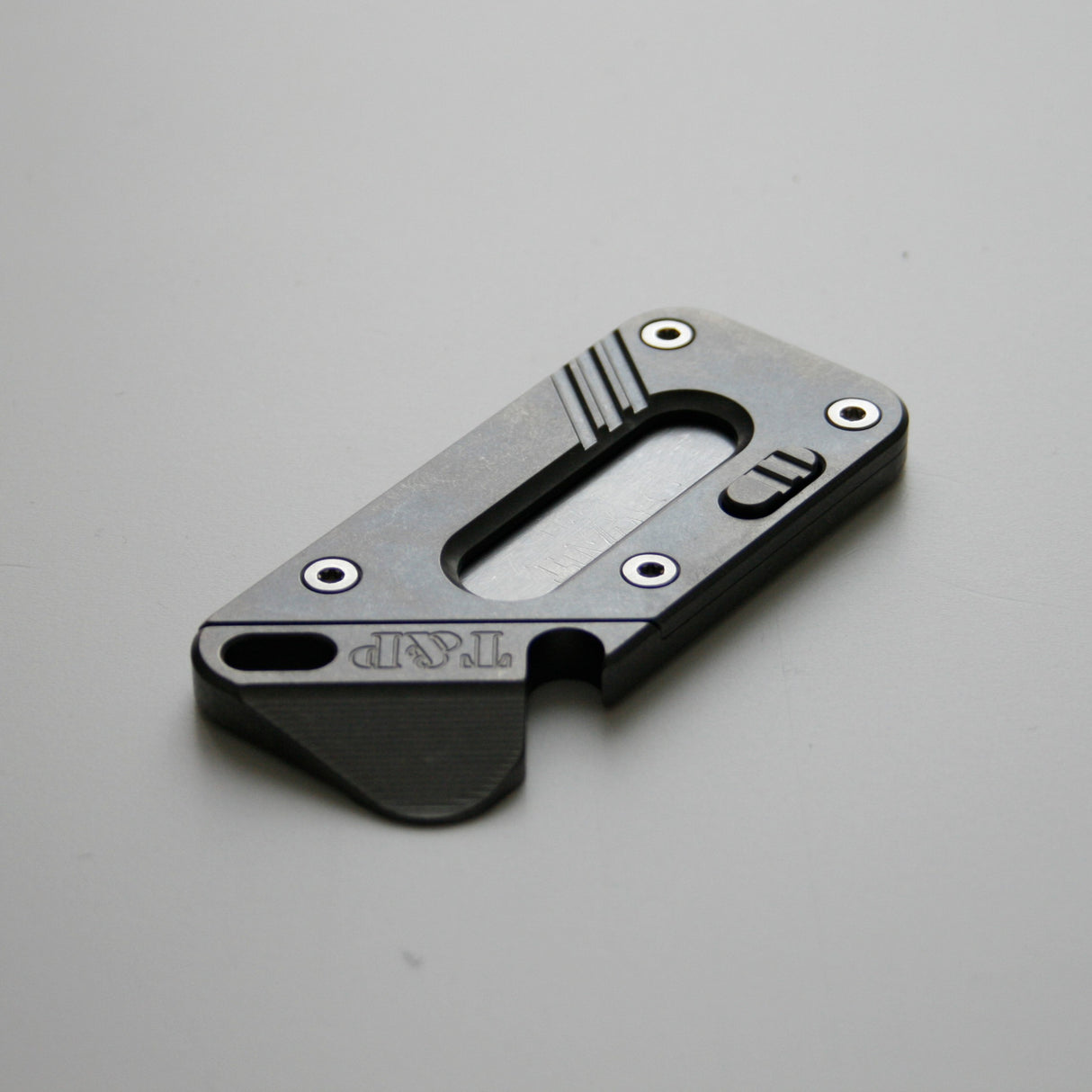 AVIS-PRY Titanium - Työkalu