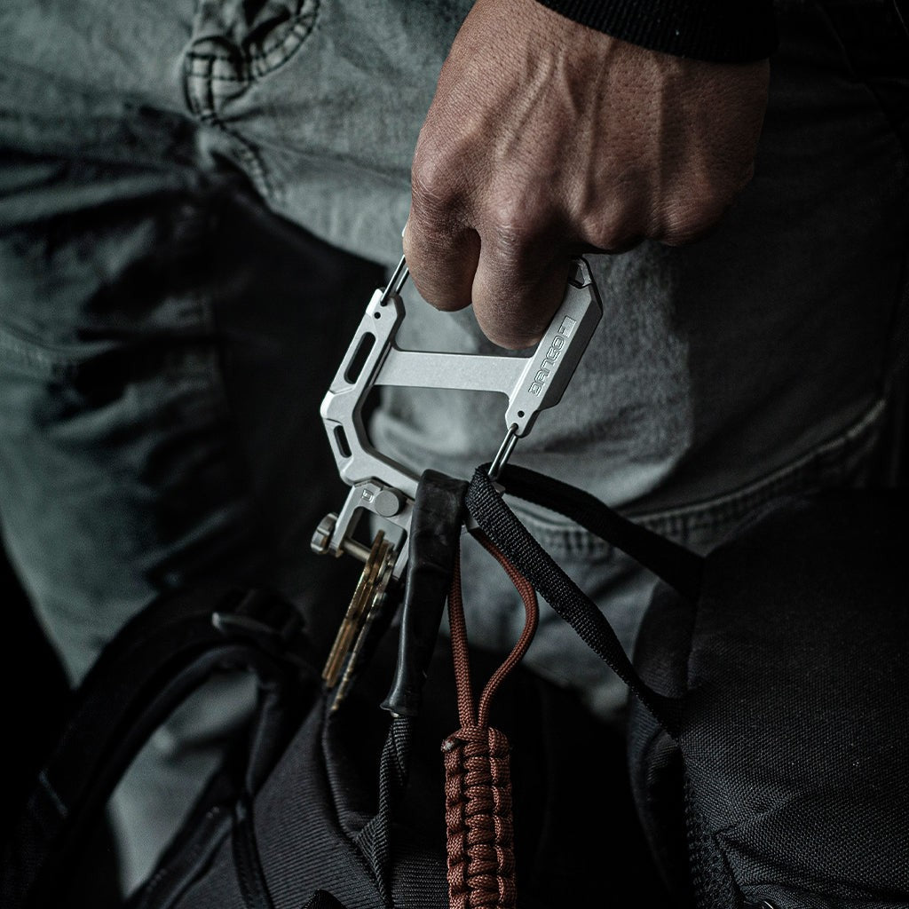 Carabiner XL & Shackle