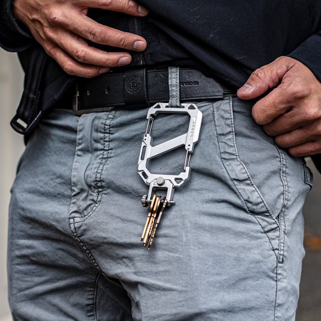 Carabiner XL & Shackle