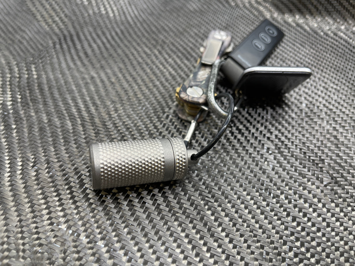 Piccolo XL Titanium Vault - Rasia