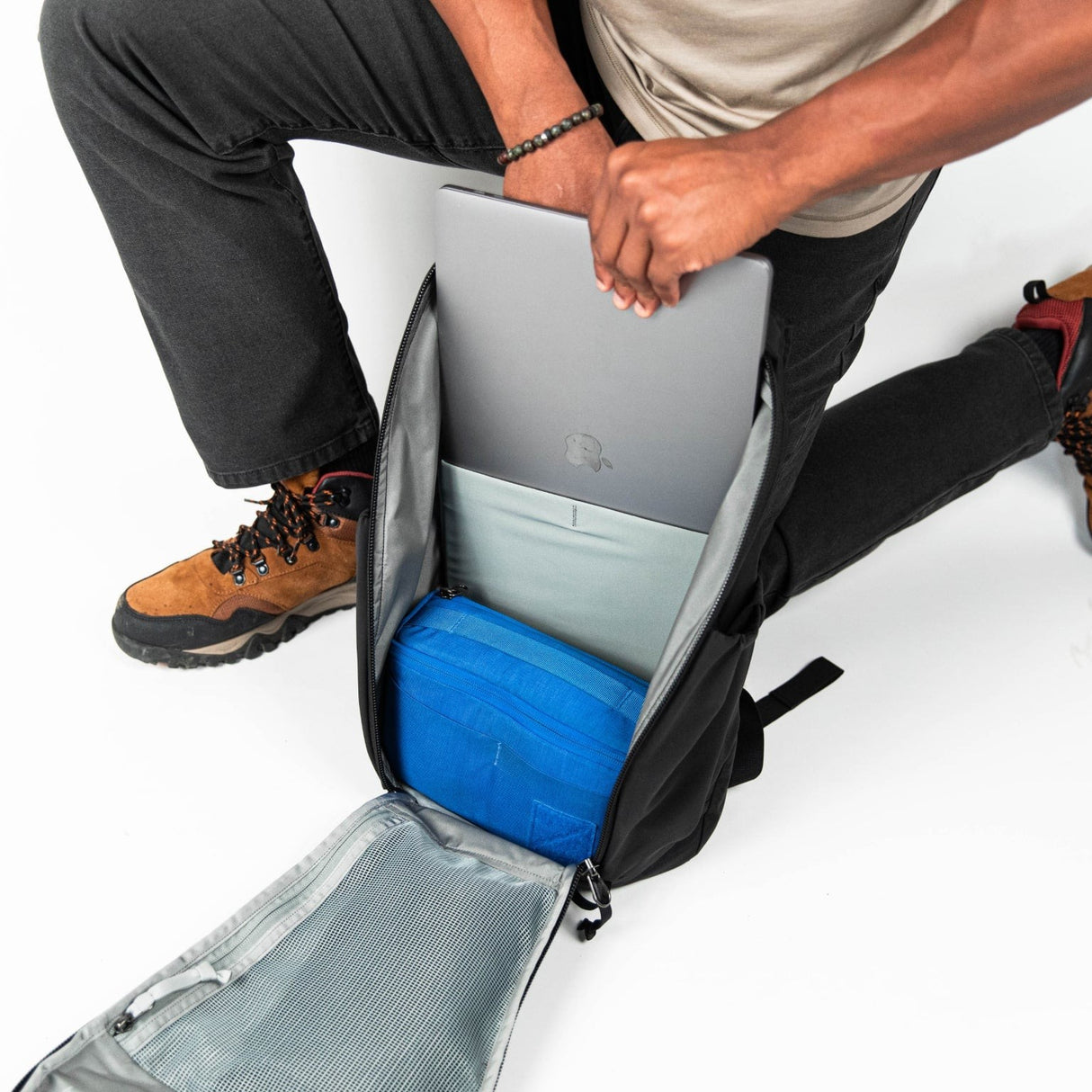 Mountain Panel Loader 22 L Backpack