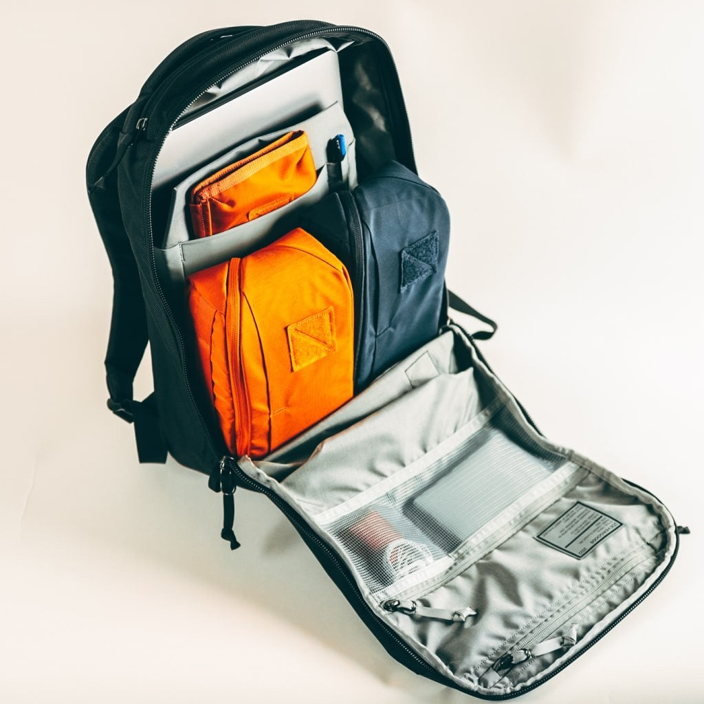 Panel Loader Classic 20 L Backpack