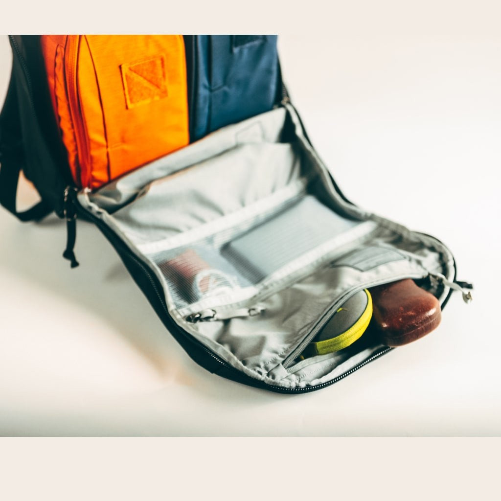 Panel Loader Classic 20 L Backpack