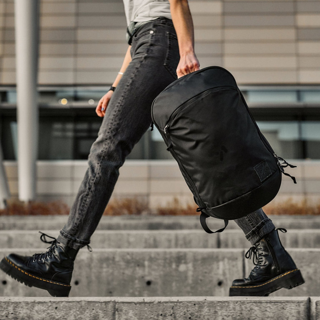 Panel Loader Classic 20 L Backpack