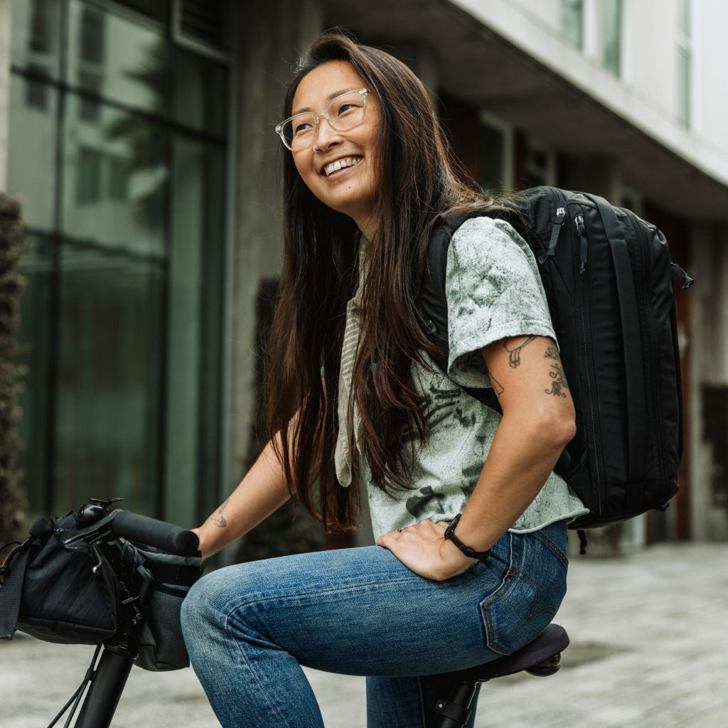 Civic Panel Loader 16 L Backpack