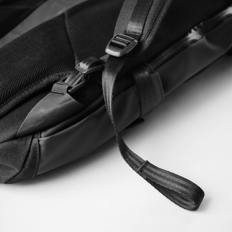 Clamshell 38 Backpack