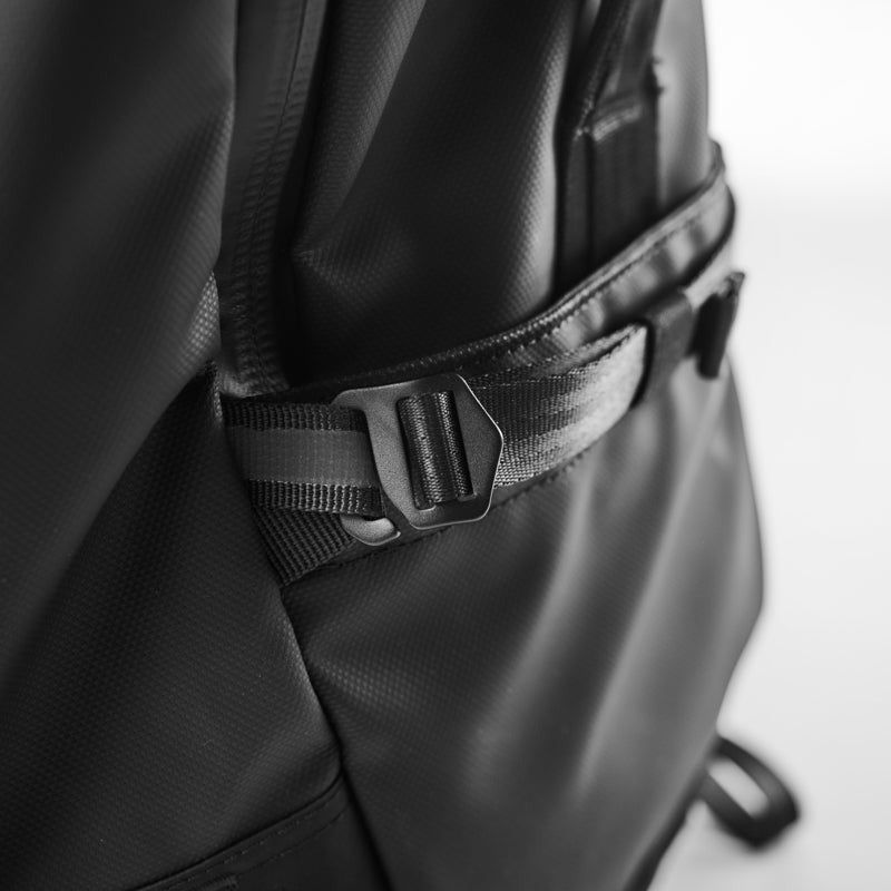 Clamshell 38 Backpack
