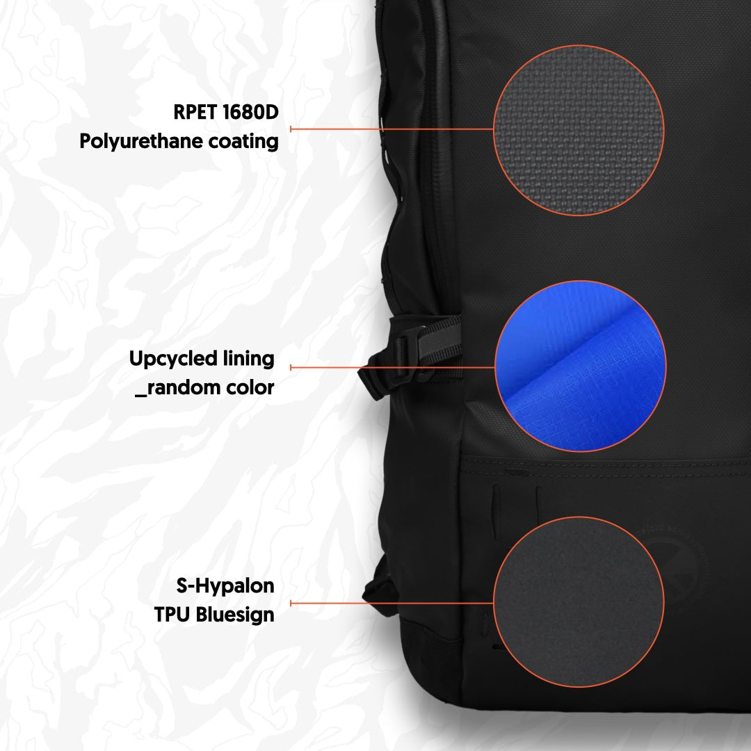 Clamshell 25 Backpack