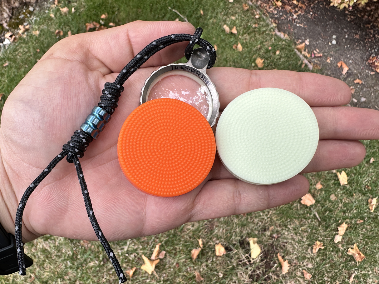 Titan Zoom Pocket Magnifier