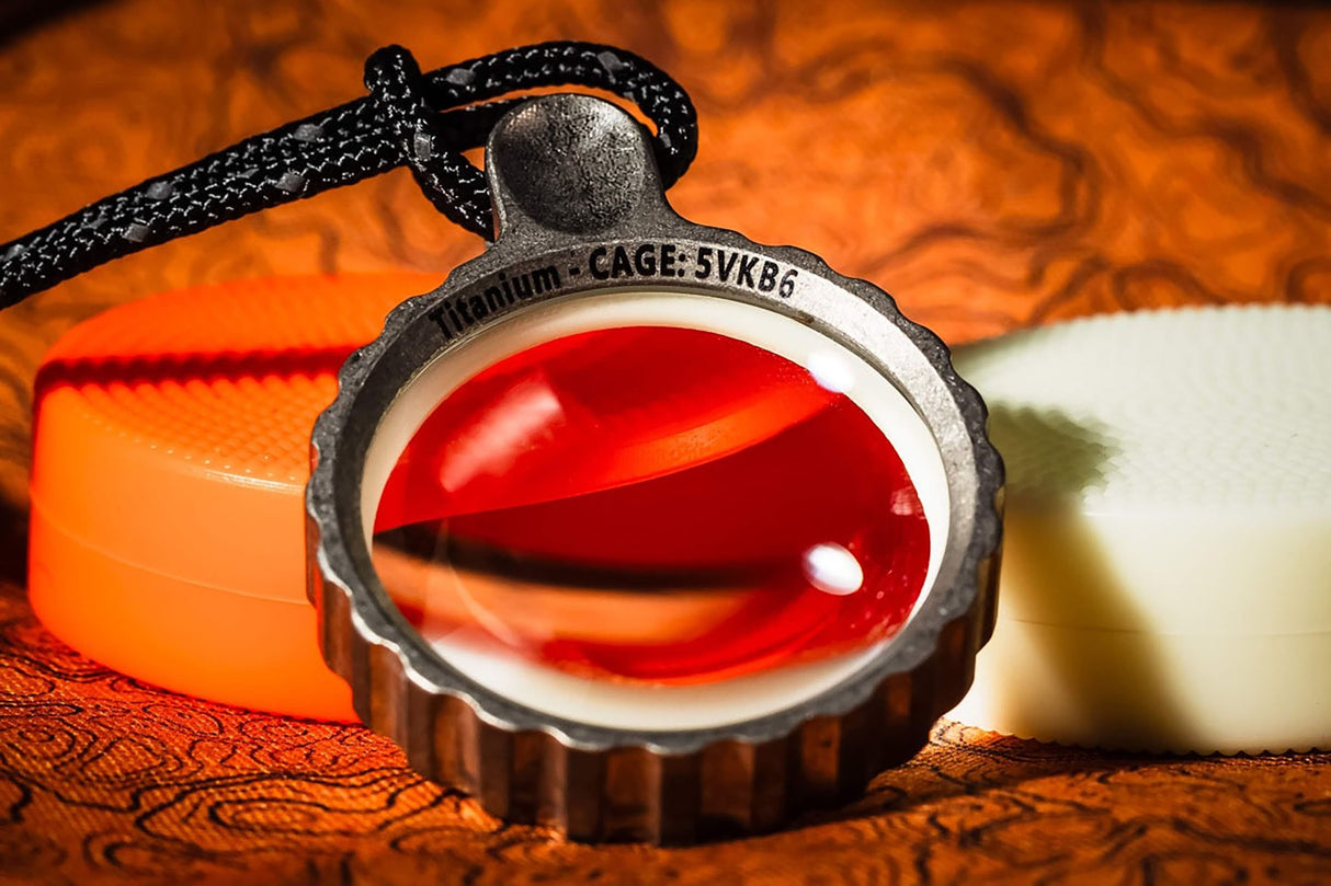 Titan Zoom Pocket Magnifier