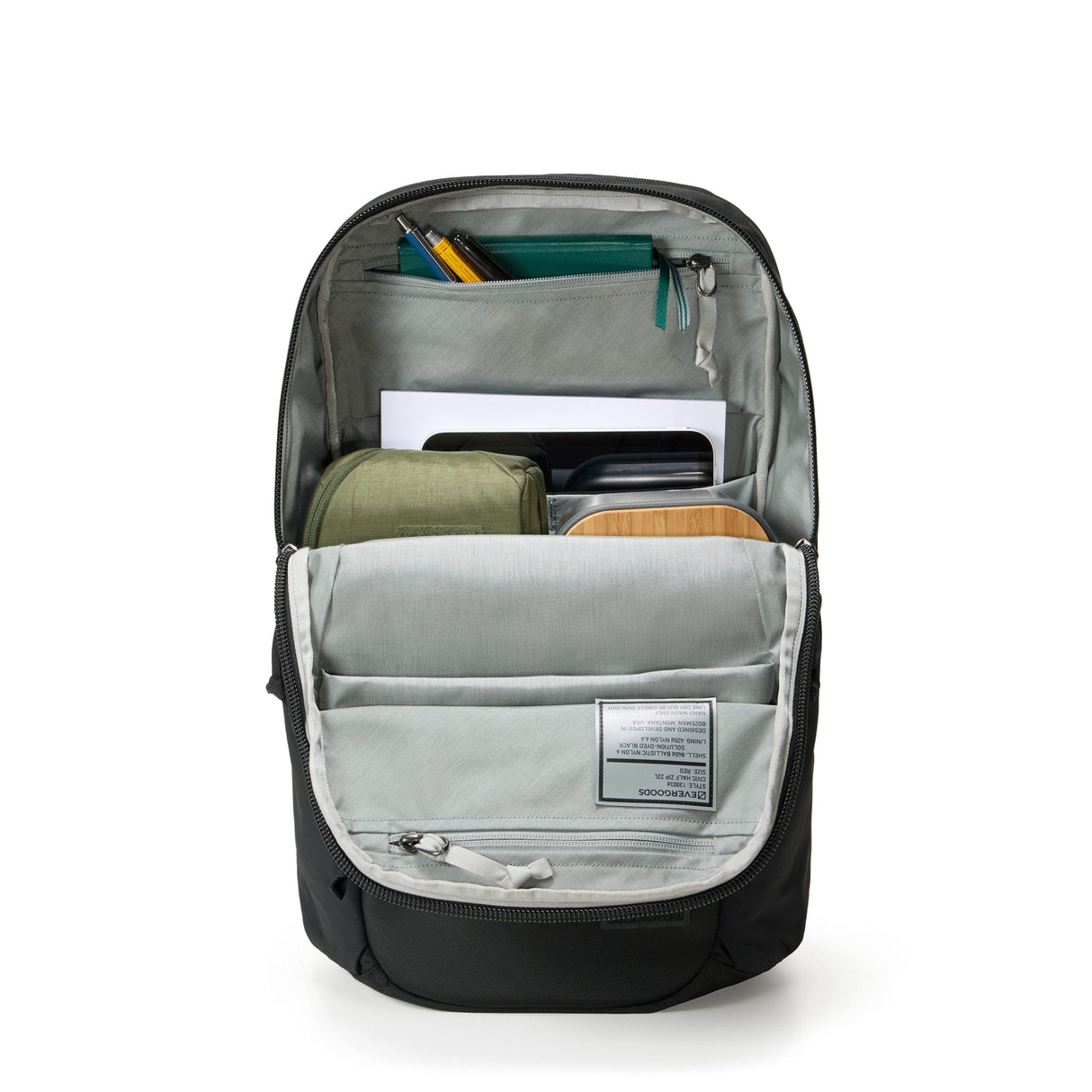 Civic Half Zip 22 L Backpack