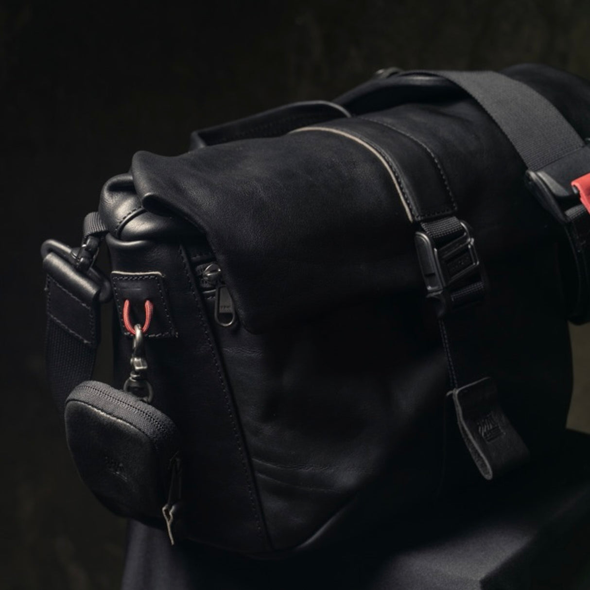 Pilot Leather Travel Camera 7 L - Laukku