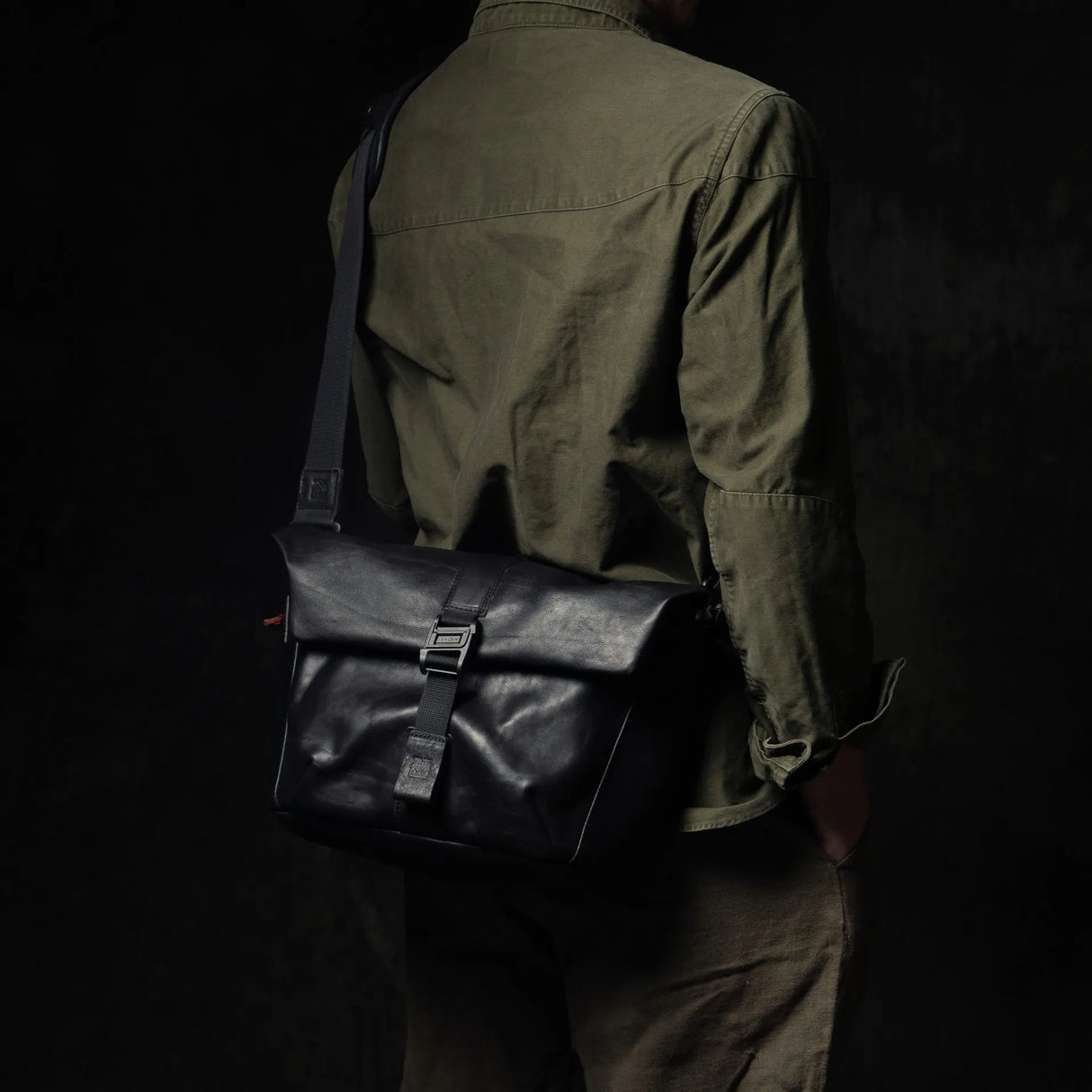 Pilot Leather Travel Camera 7 L - Laukku