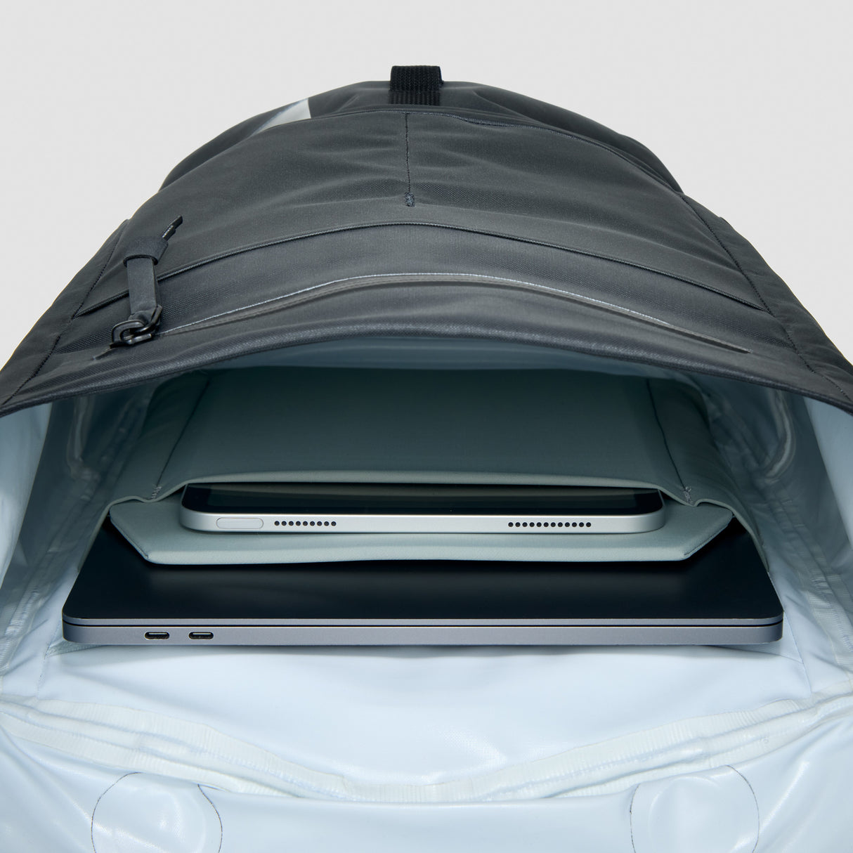 Element Weathershed 22 L