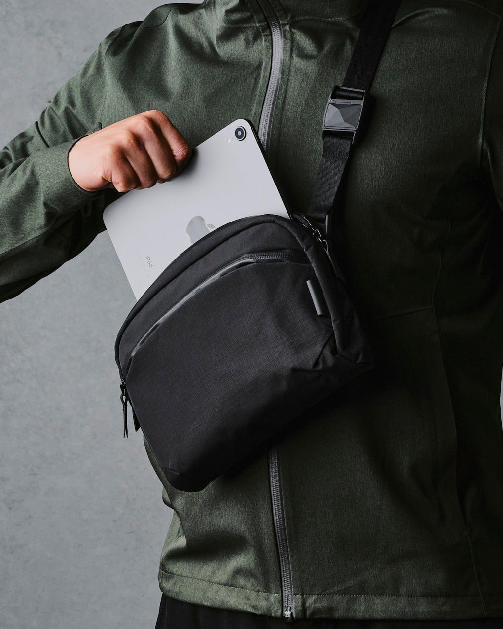 Flight Sling 2 L - Laukku