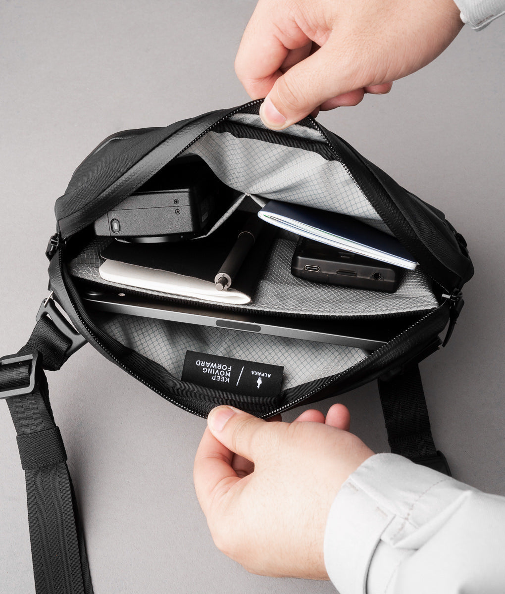 Flight Sling 2 L - Laukku