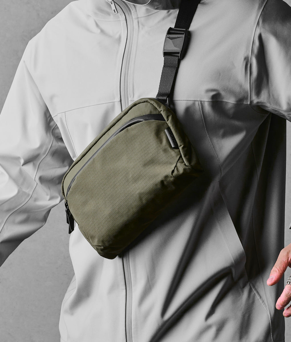 Flight Sling 2 L - Laukku