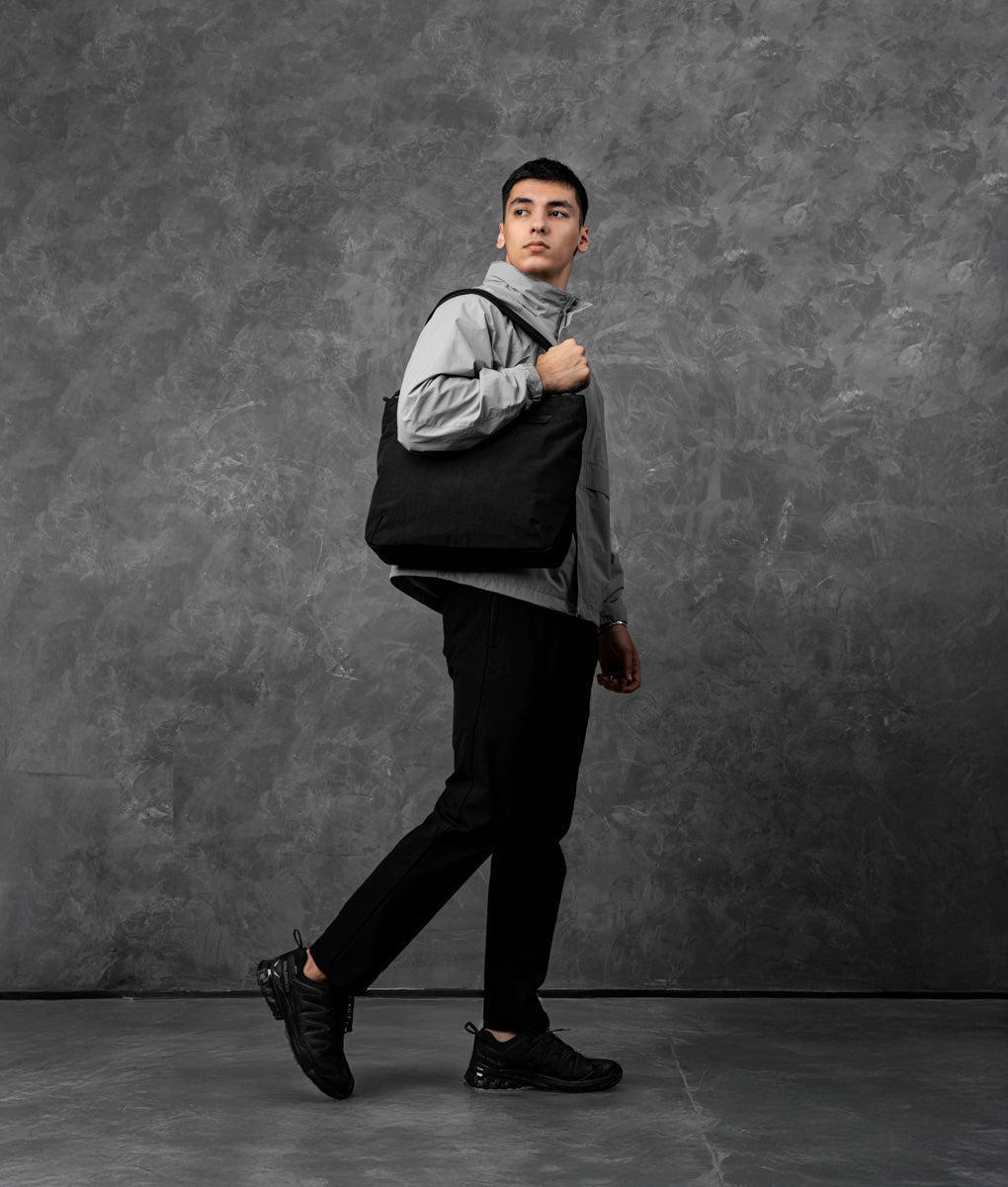 Flight Tote - Laukku