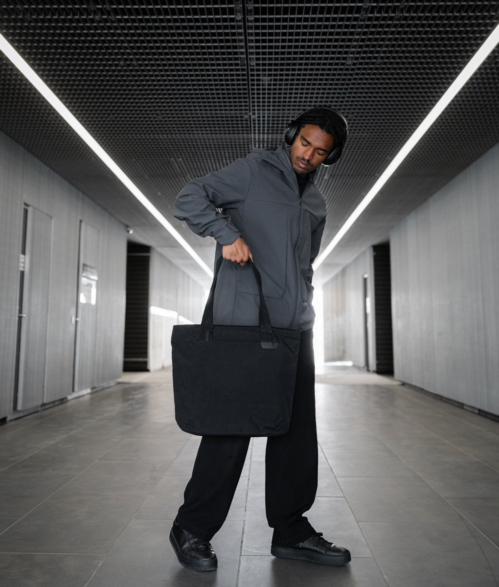 Flight Tote - Laukku