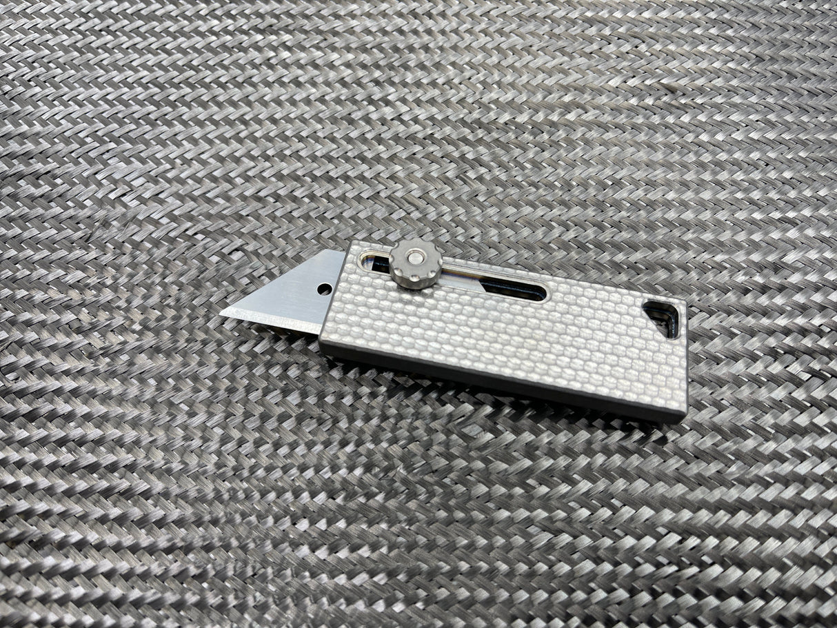 MaxMadCo Utility Blade (Gen 2) - Yleisveitsi