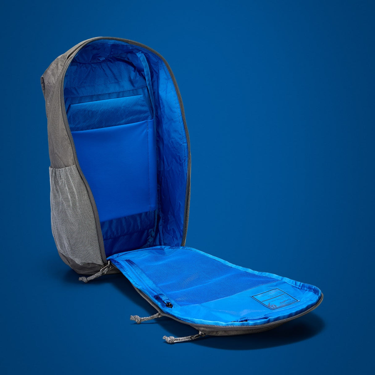 Mountain Panel Loader 22 L Kludde Edition