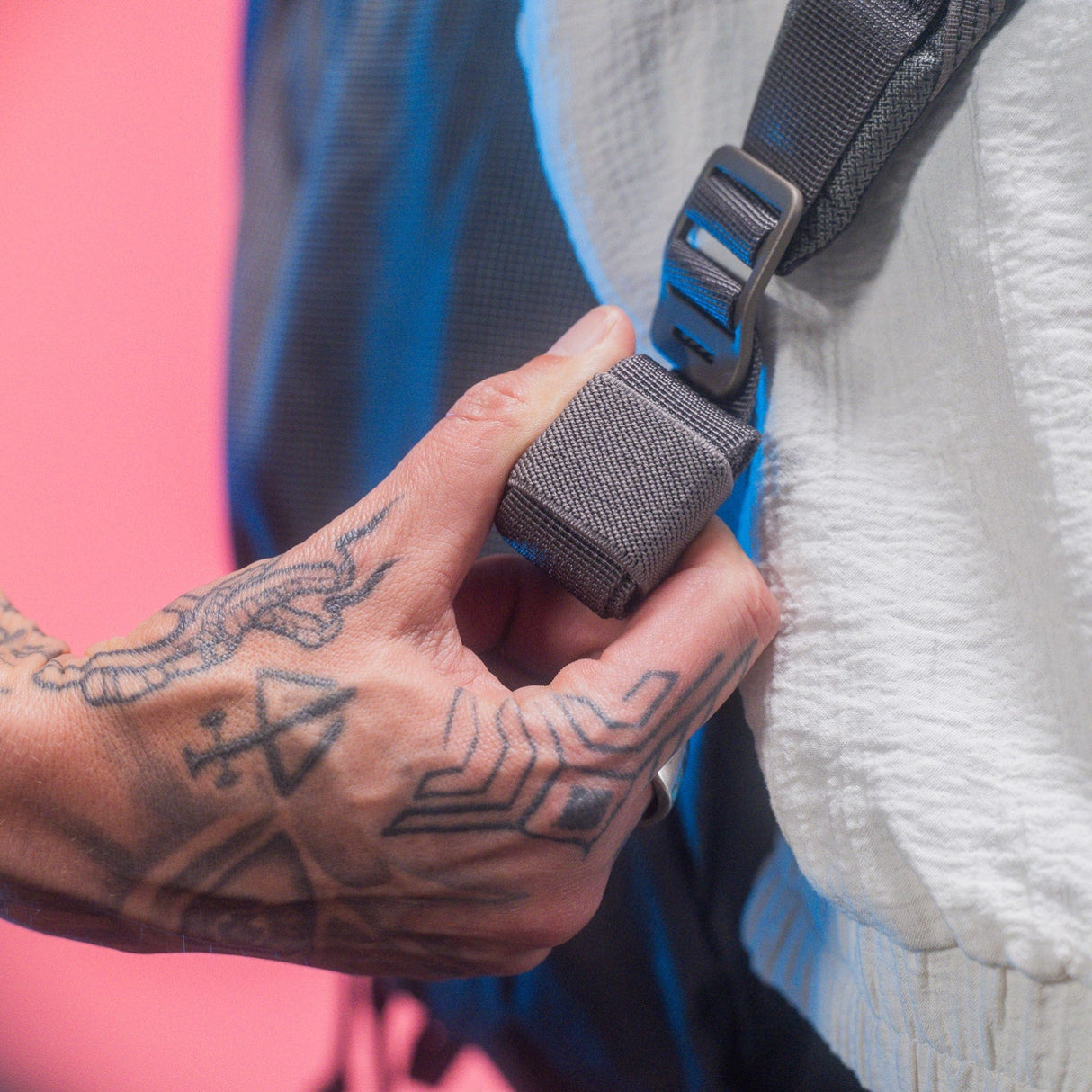 Mountain Panel Loader 22 L Kludde Edition