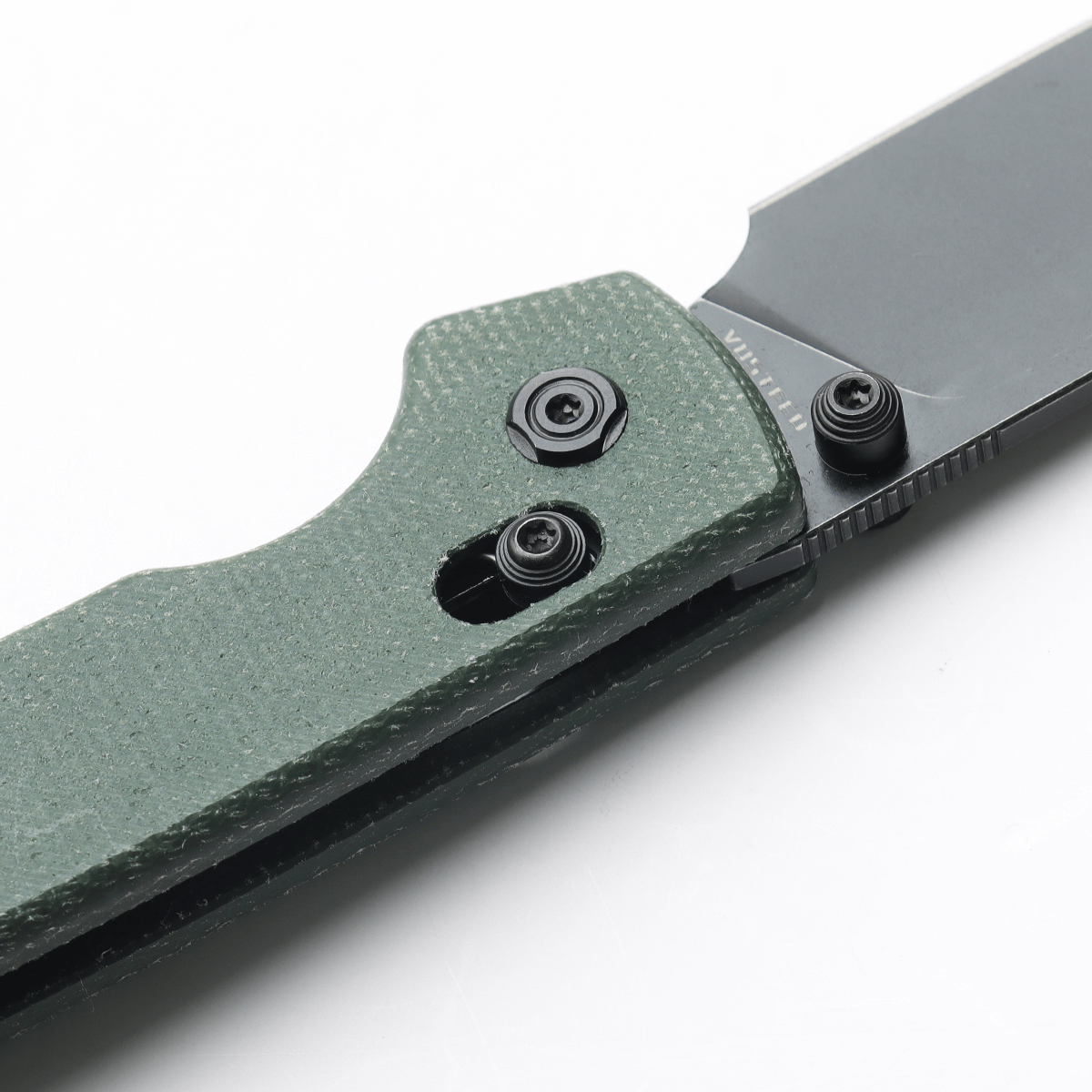 Raccoon Crossbar Knife