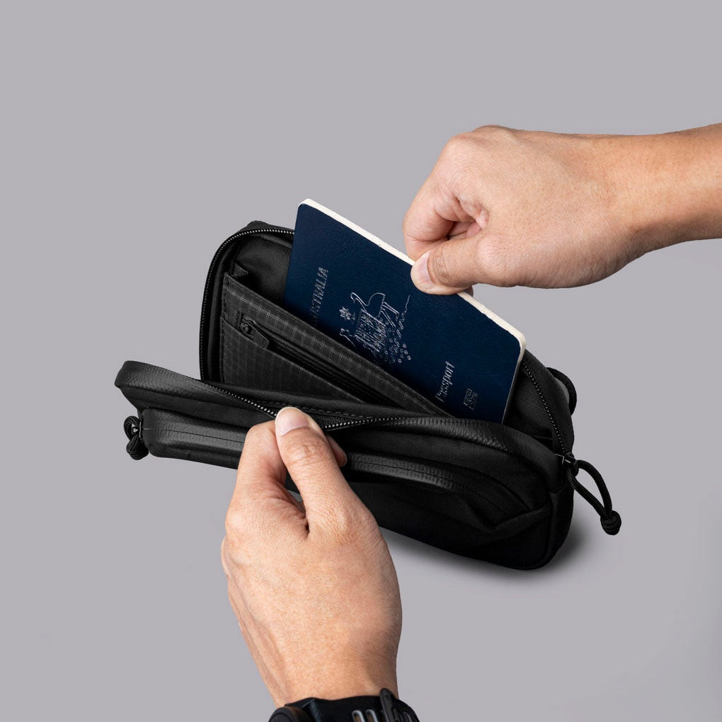 Alpaka Bravo Passport Pouch