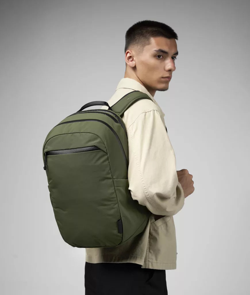 Alpaka Essential Pro 22 L Backpack