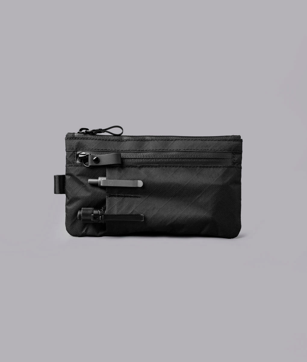 Alpaka Zip Clutch