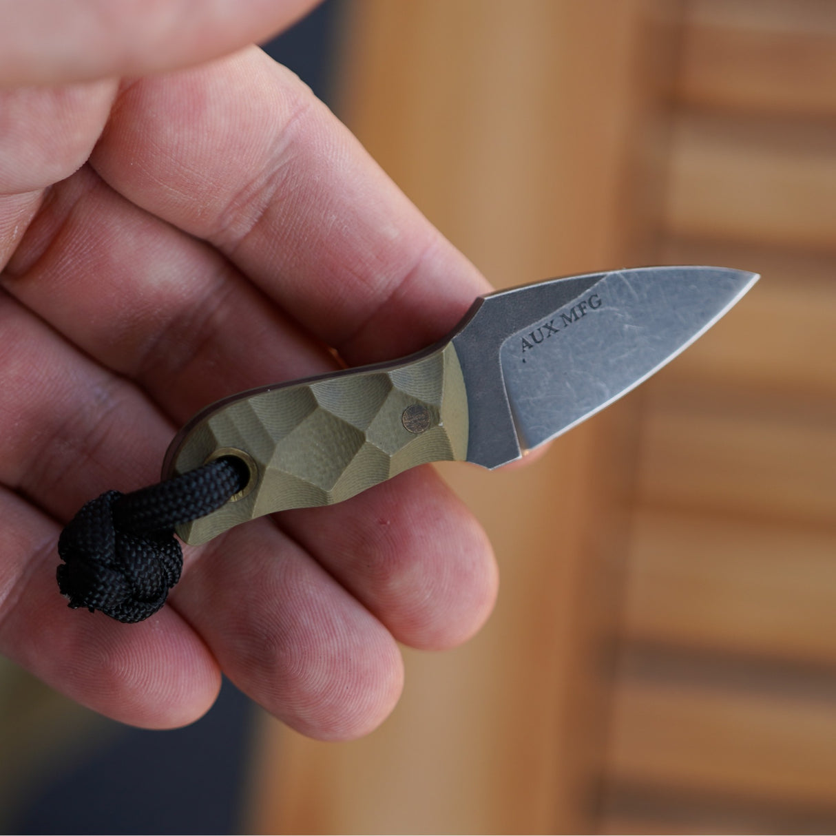 Auxiliary Manufacturing Pocket Lint Knife