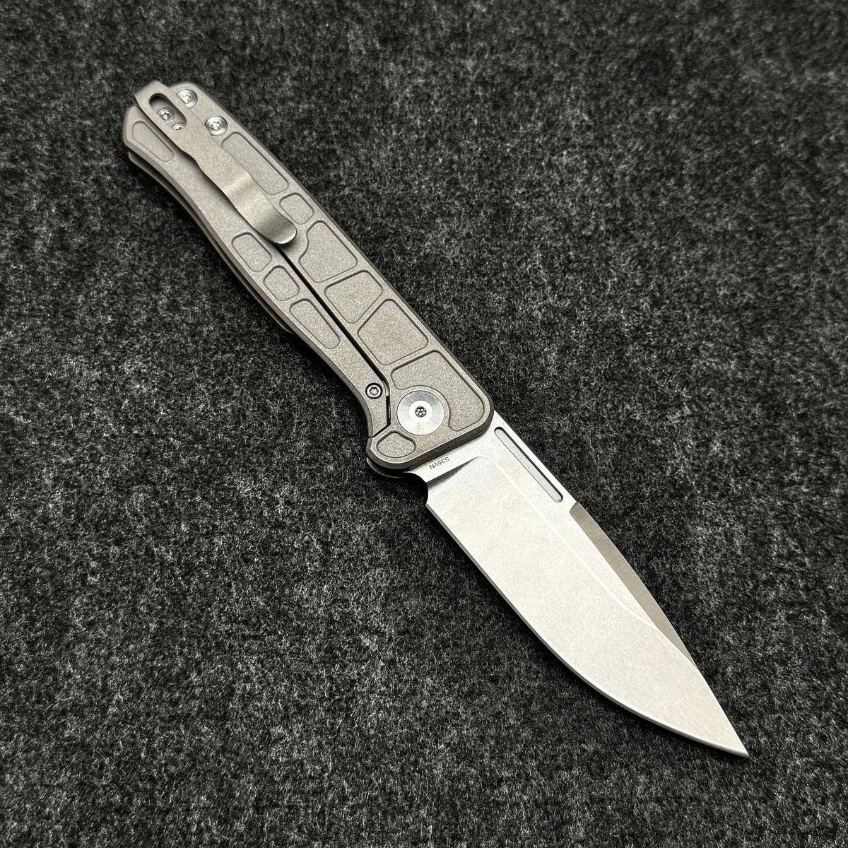 CornCraft Neutron Star Era-2 Nail Groove Knife