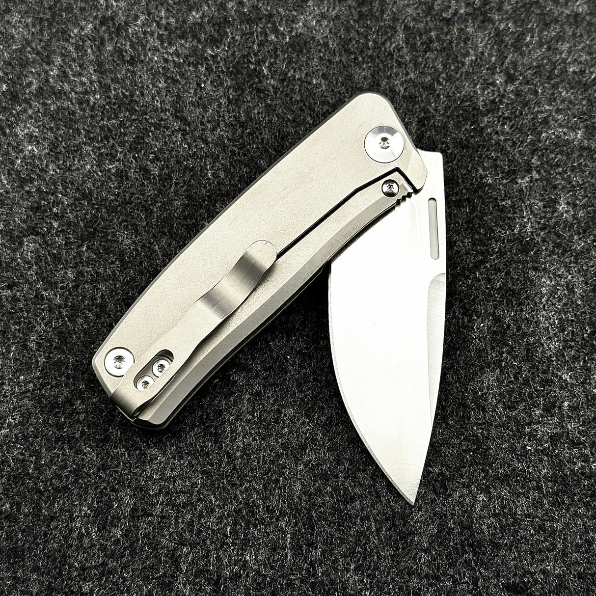 CornCraft Redshift Nail Groove Knife
