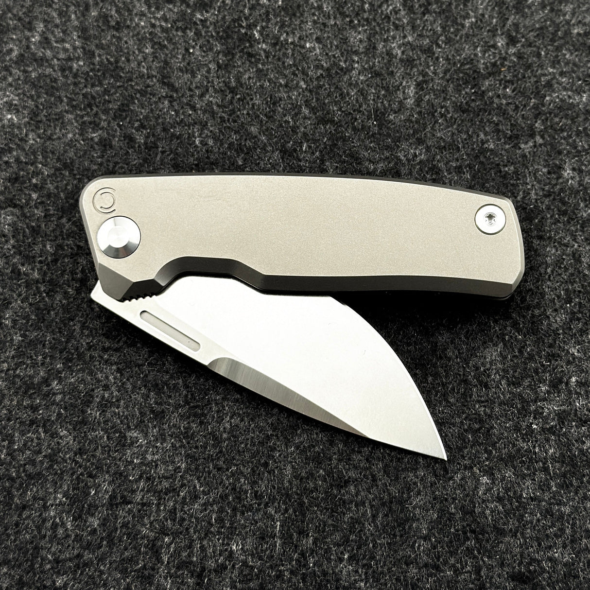 CornCraft Redshift Nail Groove Knife